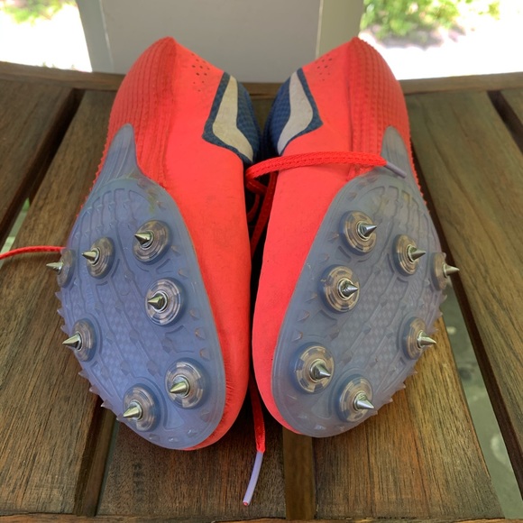 Running spikes - Picture 3 of 3